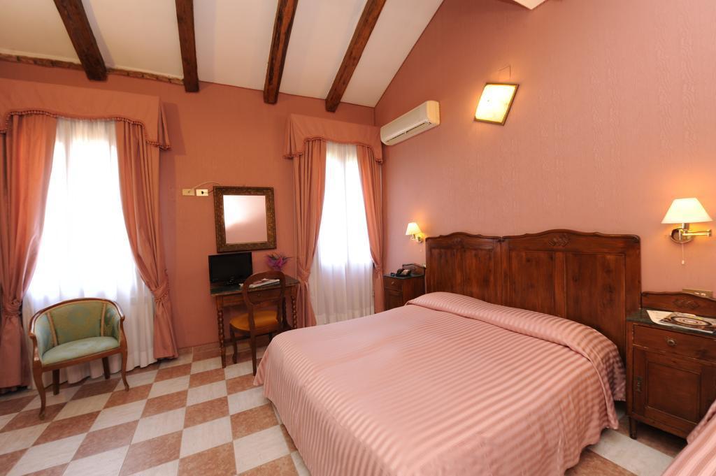 Hotel Villa Rosa Venesia Bagian luar foto