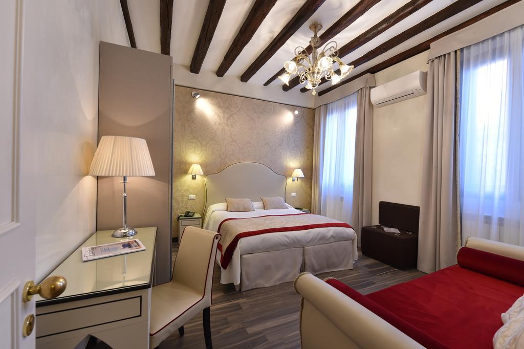Hotel Villa Rosa Venesia Bagian luar foto