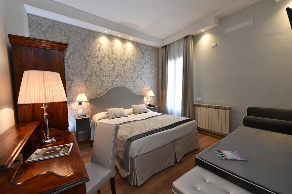 Hotel Villa Rosa Venesia Bagian luar foto